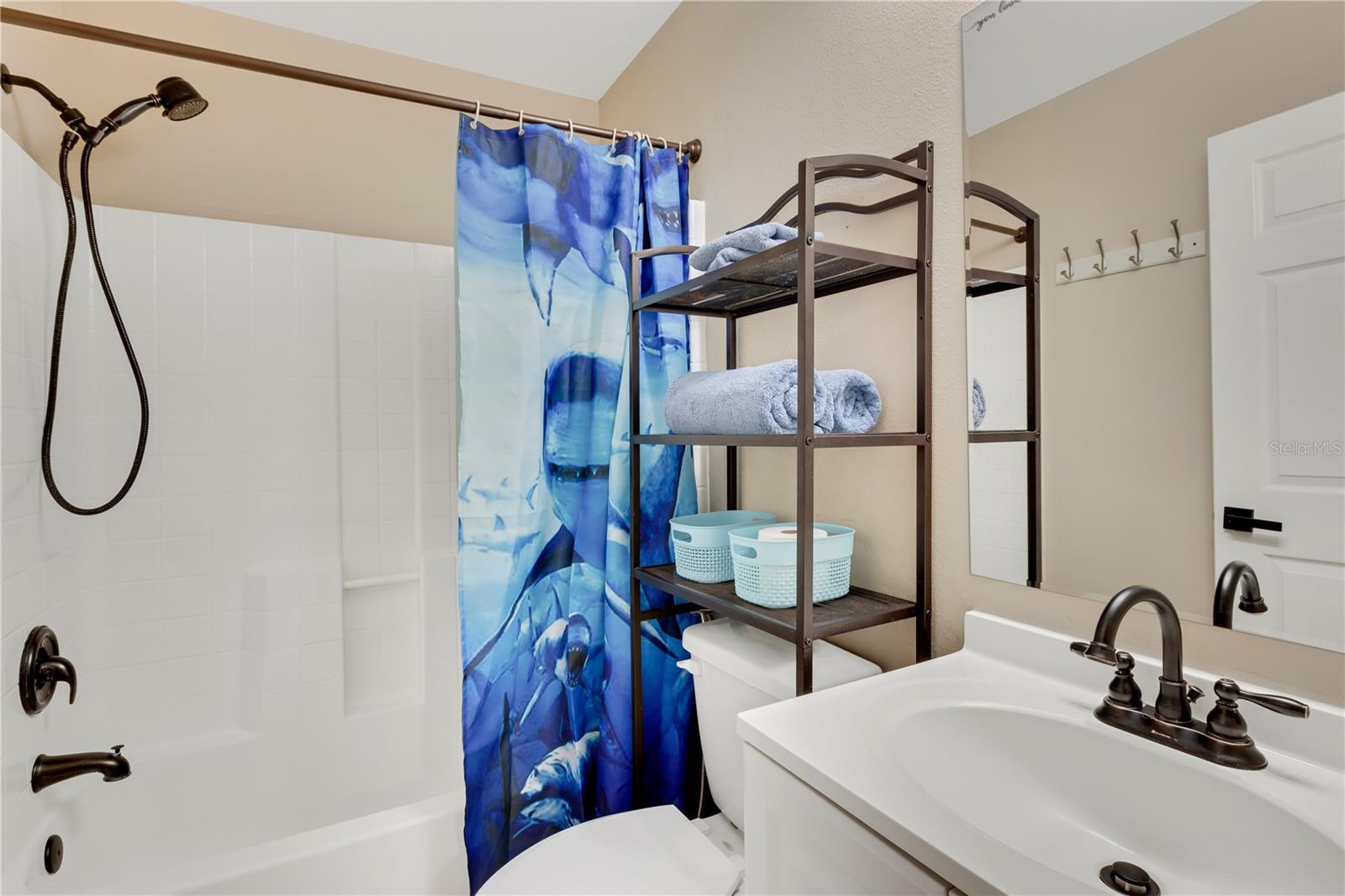 KENSINGTON OAKS - Residential