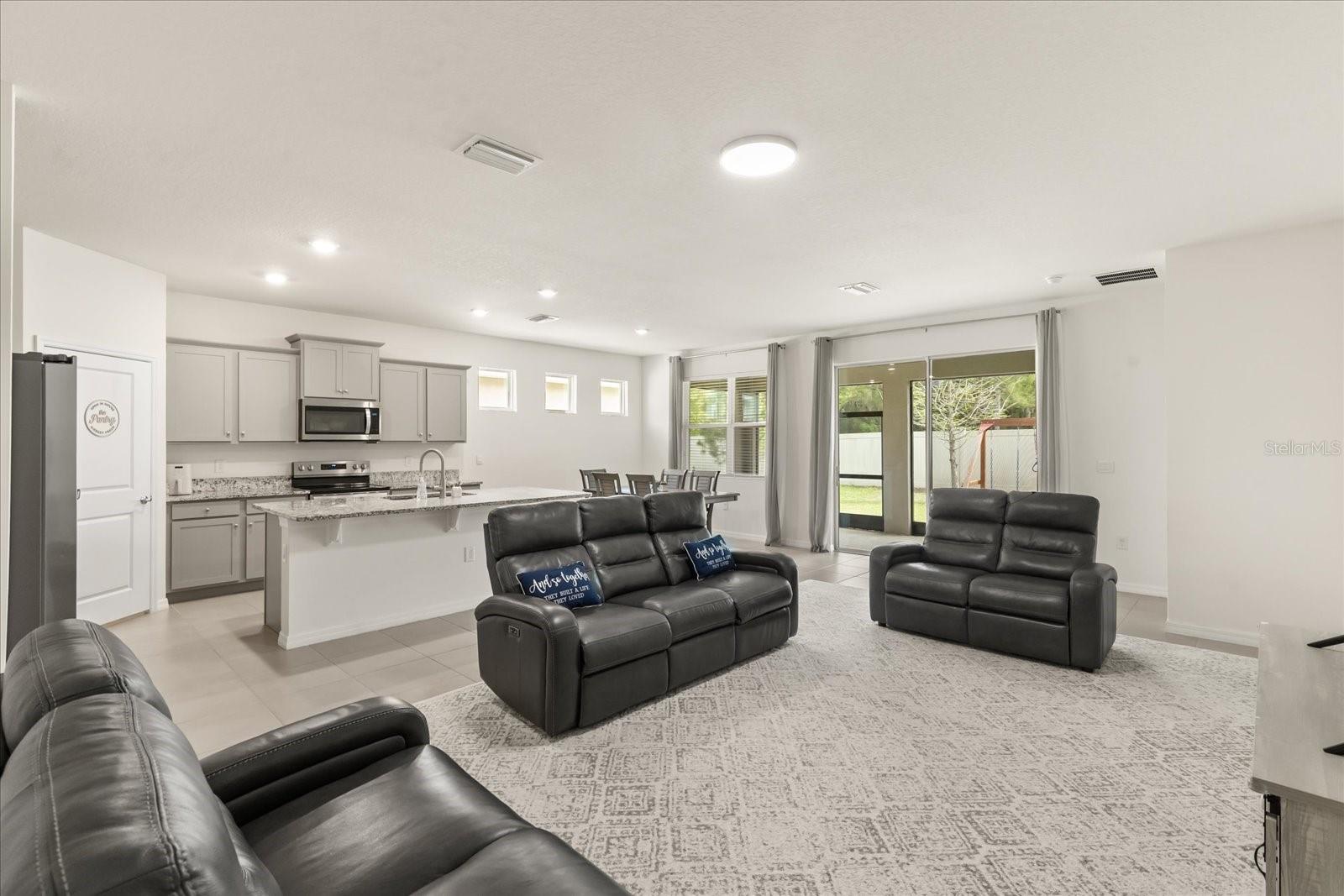 ZEPHYR LAKES SUB - Residential