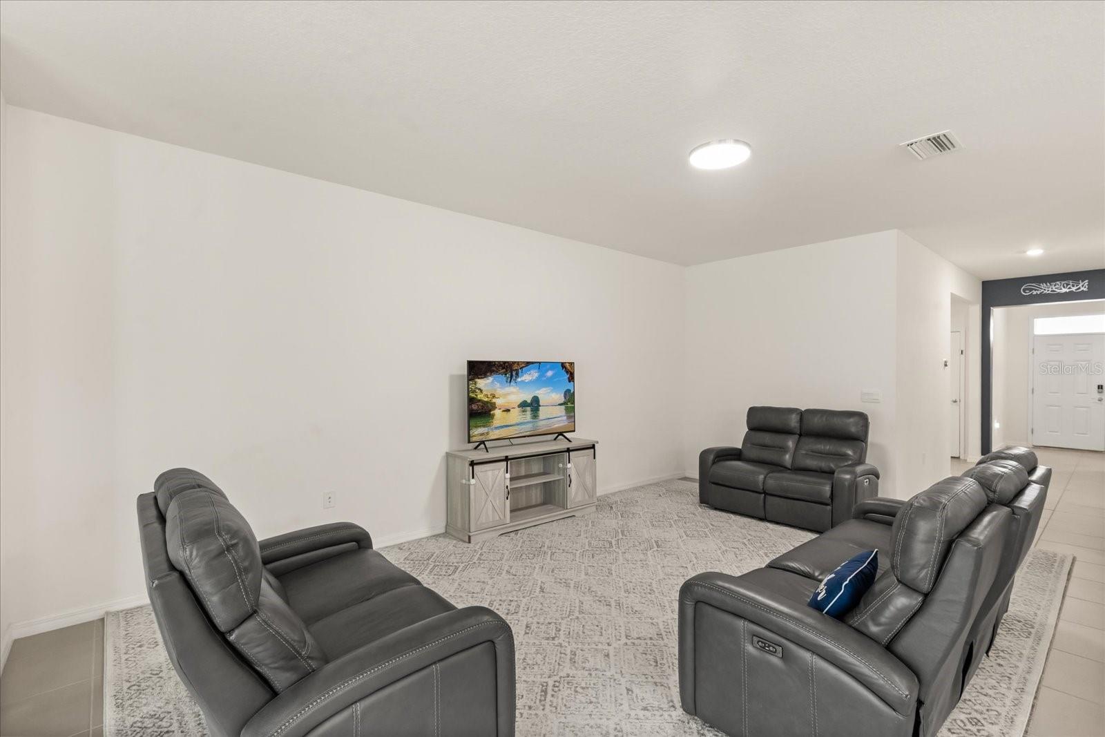 ZEPHYR LAKES SUB - Residential