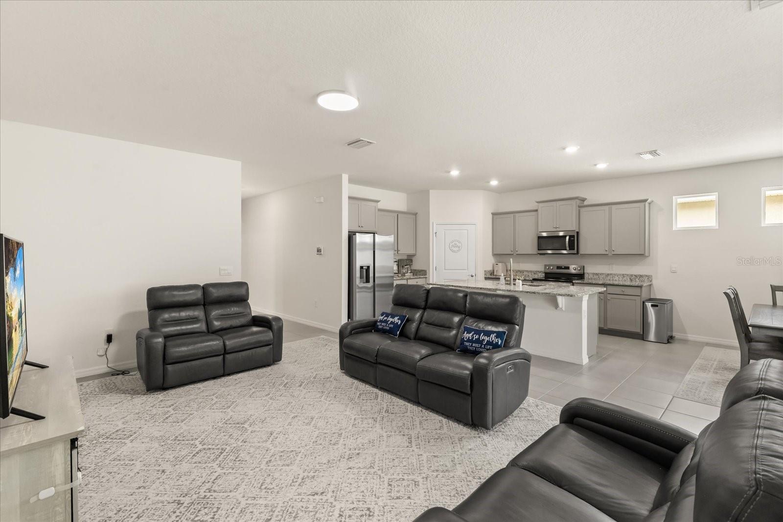 ZEPHYR LAKES SUB - Residential