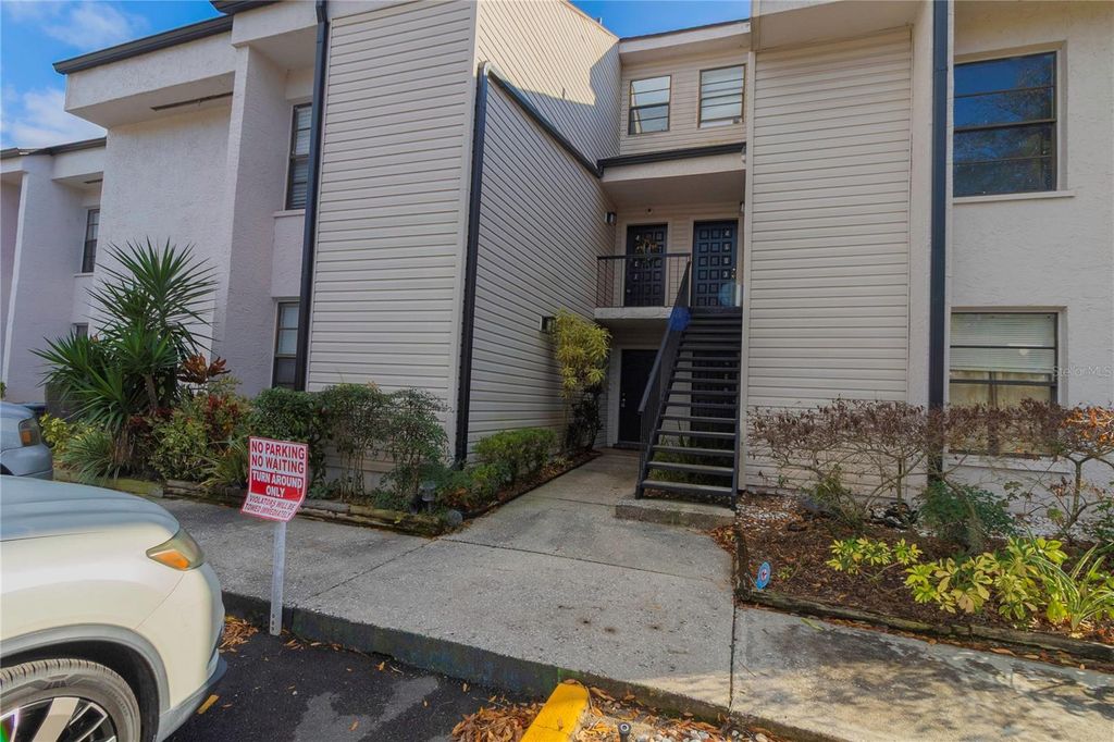 Photo of 4605 Puritan Road #4605, Tampa, FL 33617 (MLS # TB8478949)