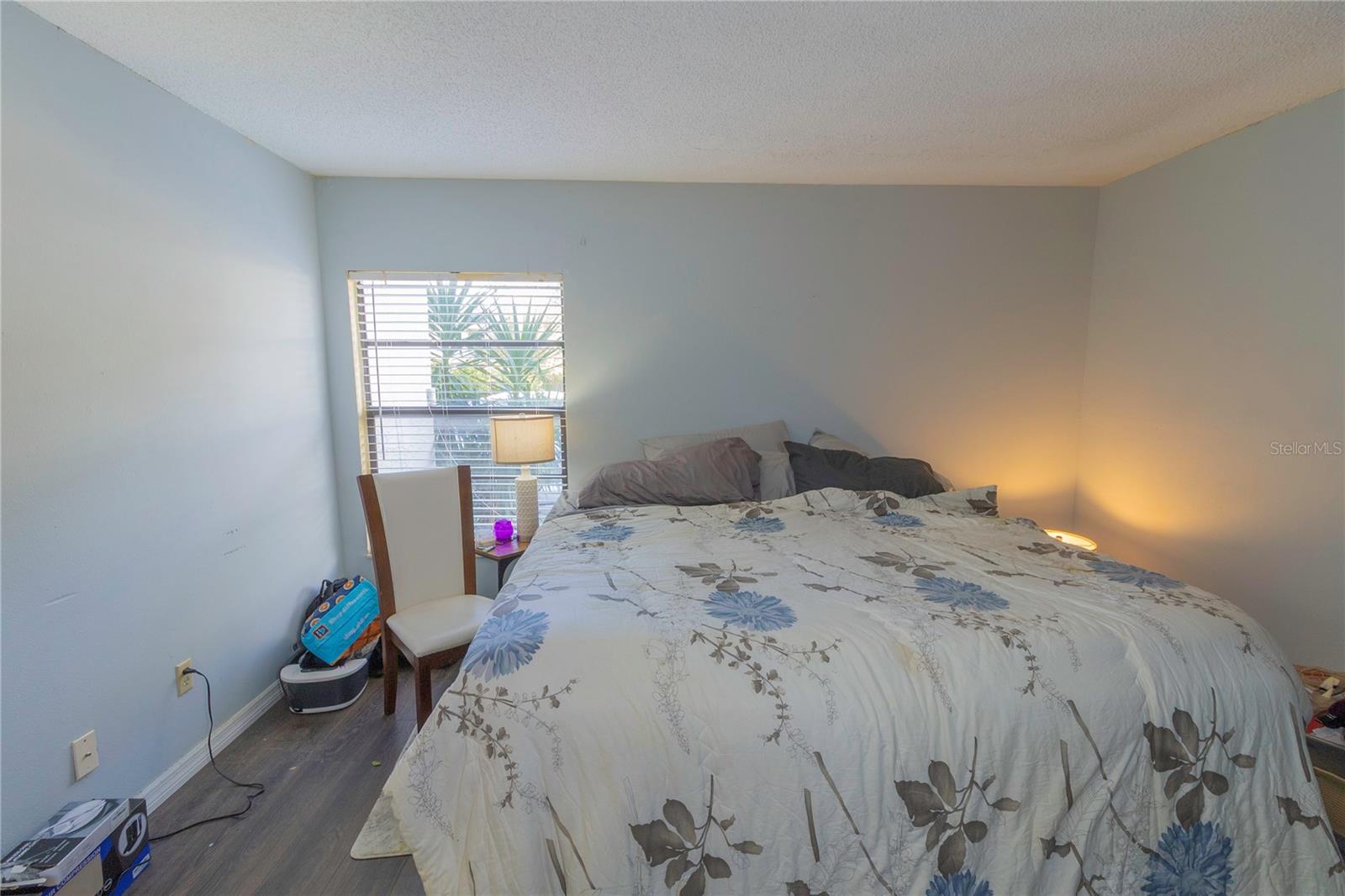 RIVER OAKS CONDO I - Residential