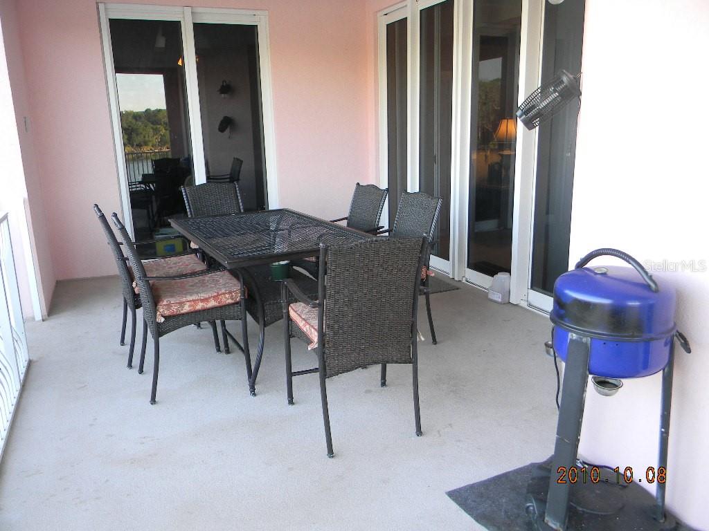 YACHT HARBOR VILLAGE CONDOS - Residential