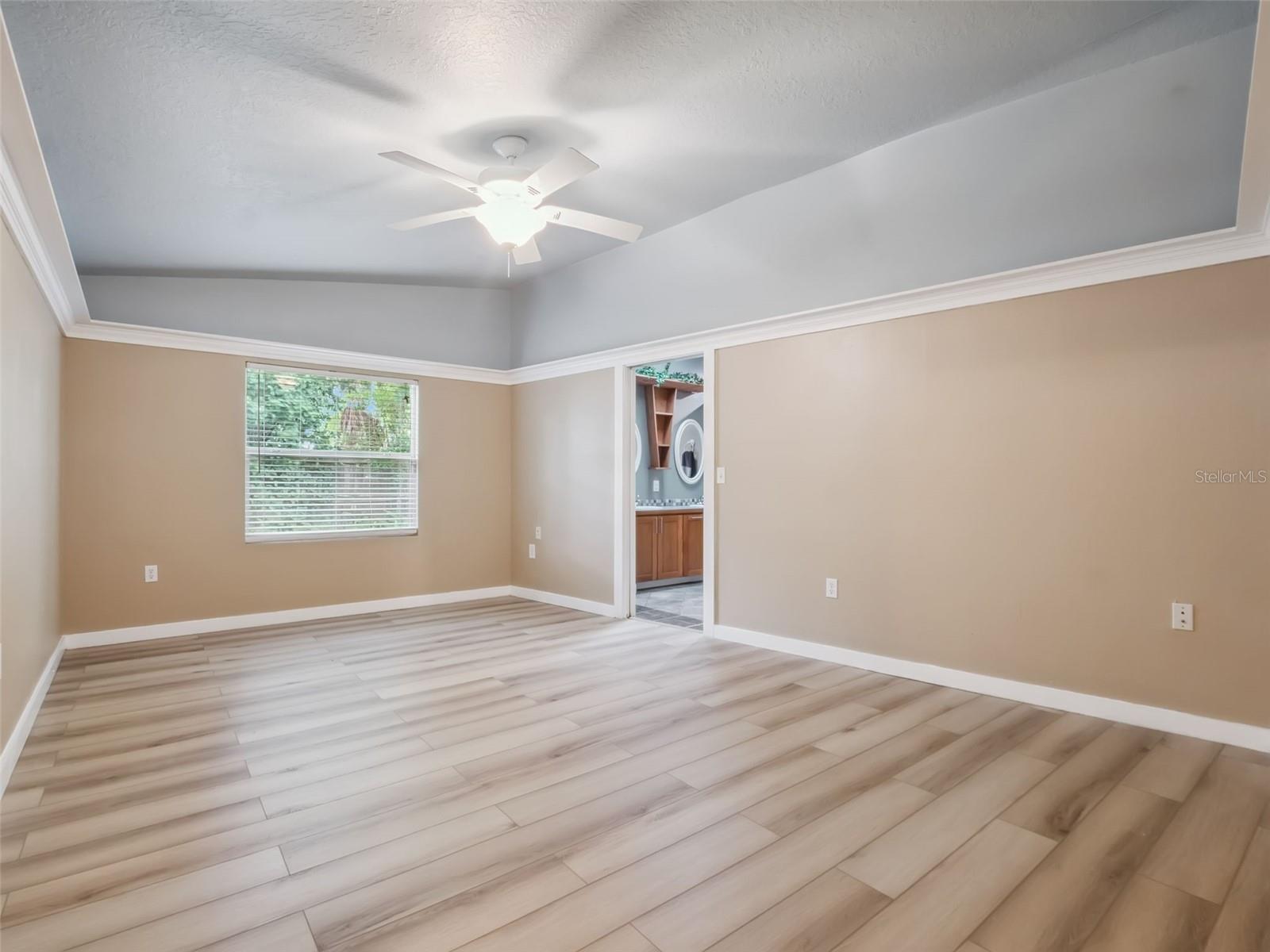 EMERALD ACRES - Residential