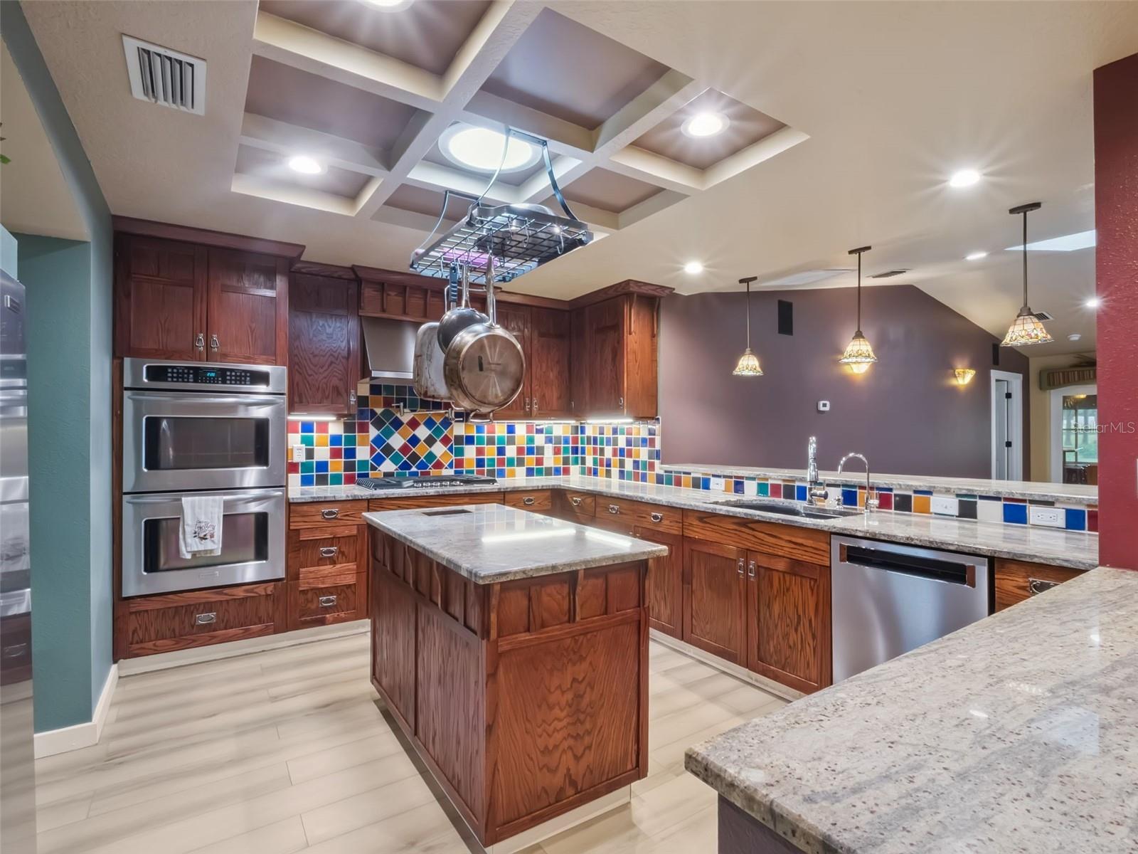 EMERALD ACRES - Residential