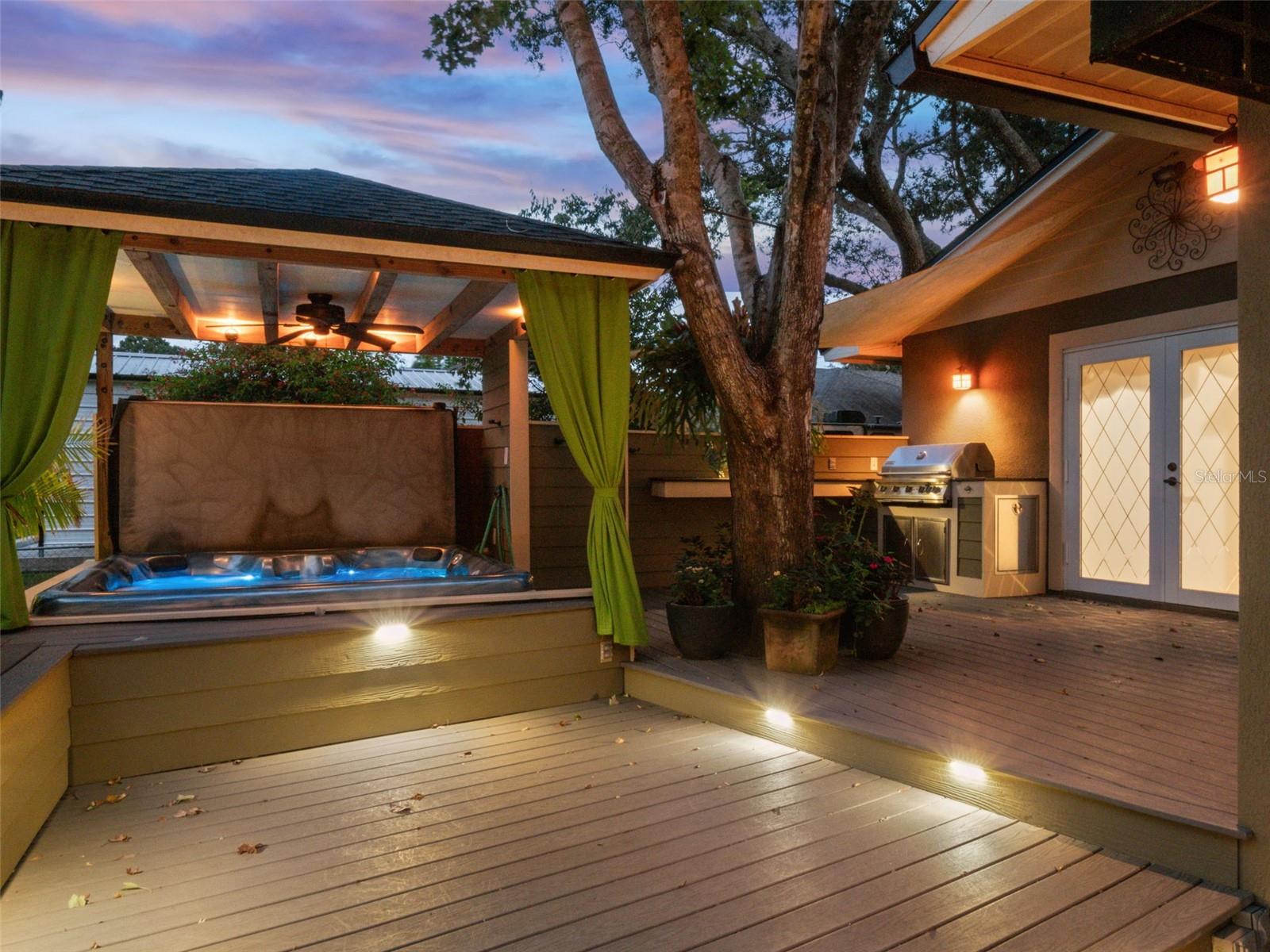 EMERALD ACRES - Residential