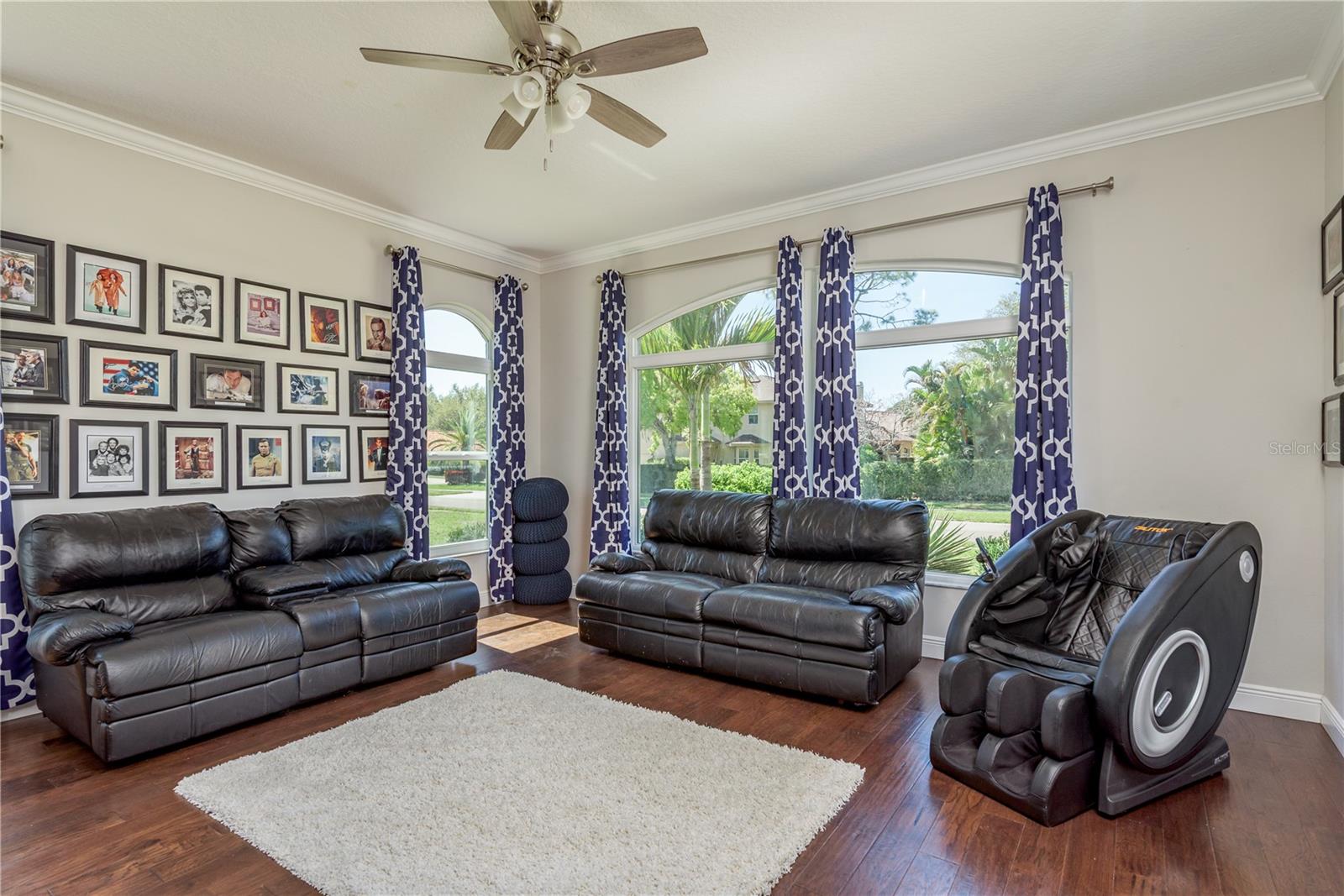 PRESIDENTS LANDING PH 3 - Residential