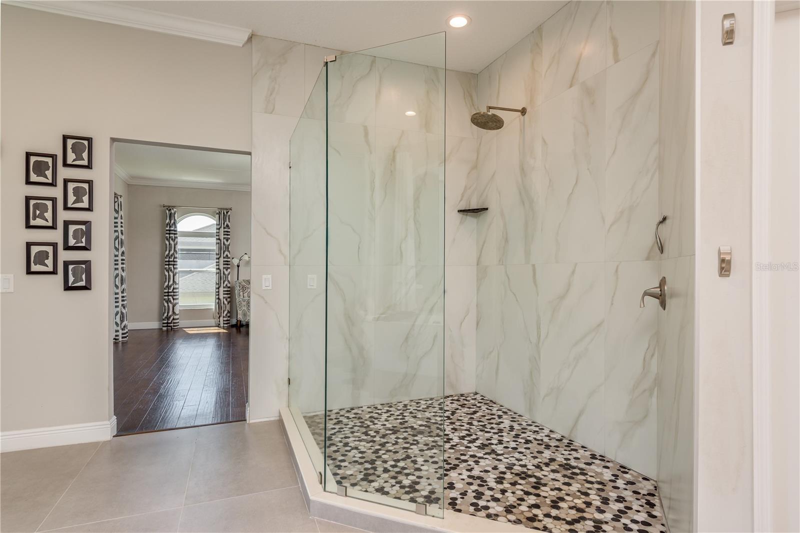 PRESIDENTS LANDING PH 3 - Residential