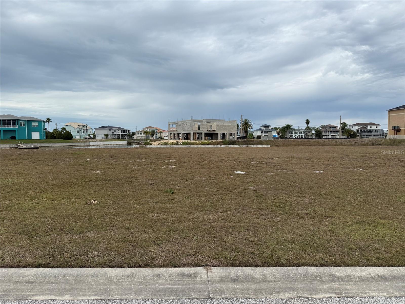 HERNANDO BEACH - Land