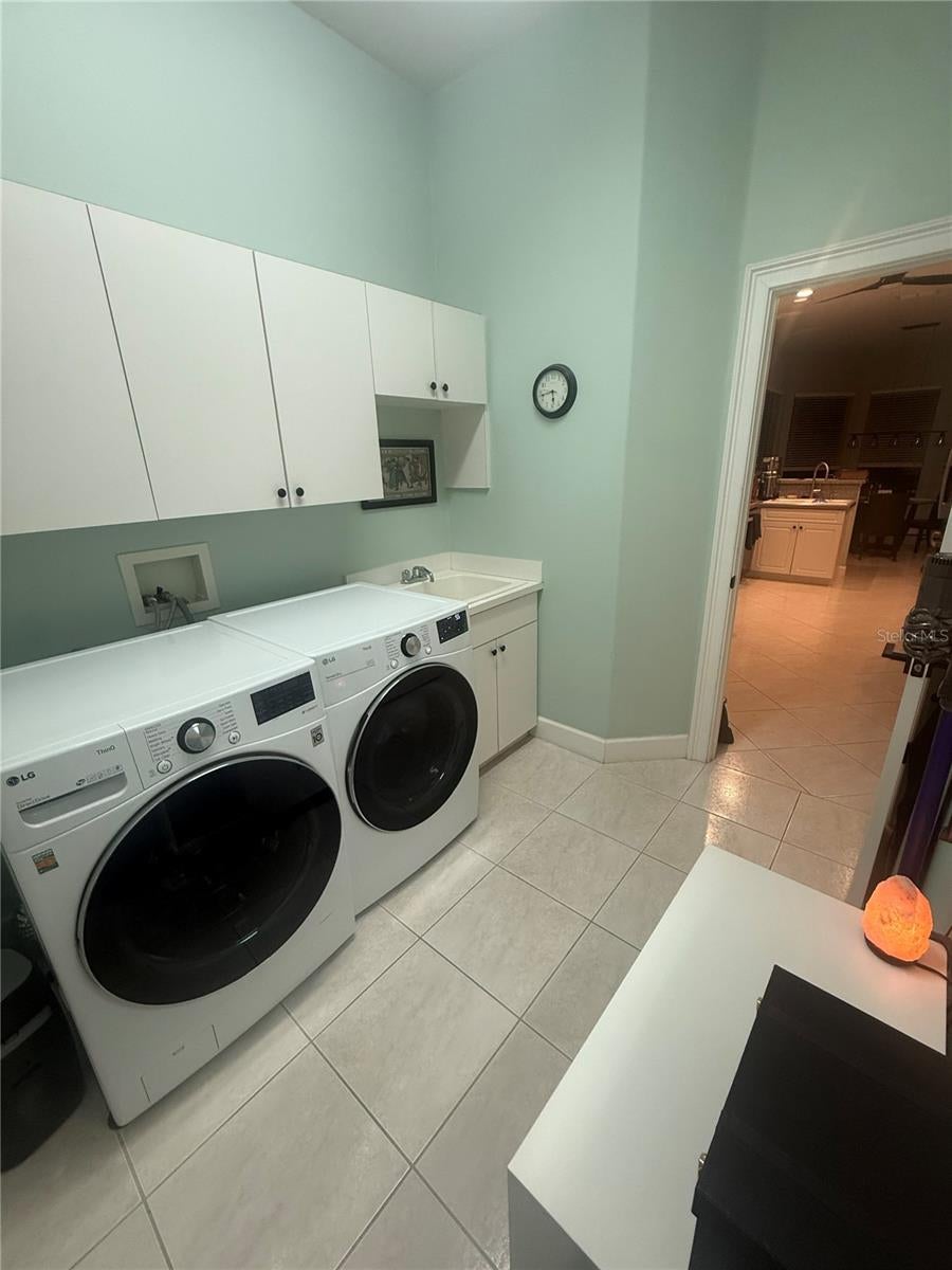 Photo of 9140 Alexandria Drive, Weeki Wachee, FL 34613 (MLS # W7889376)