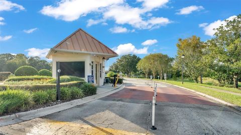 A home in LAKELAND