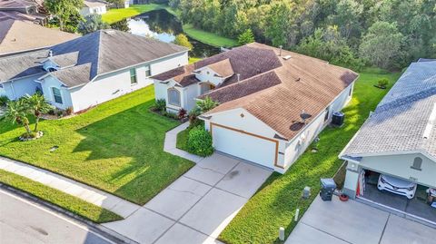 A home in LAKELAND