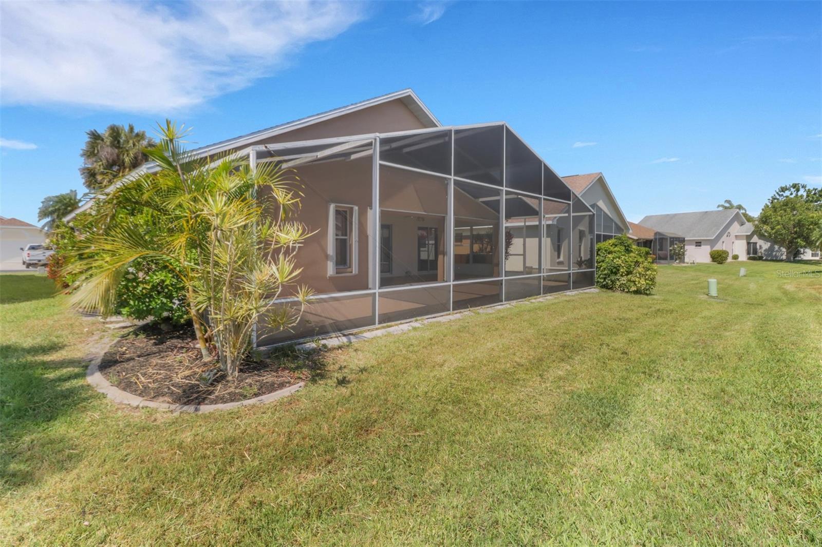 SABAL SPGS GOLF & RACQUET CLUB - Residential