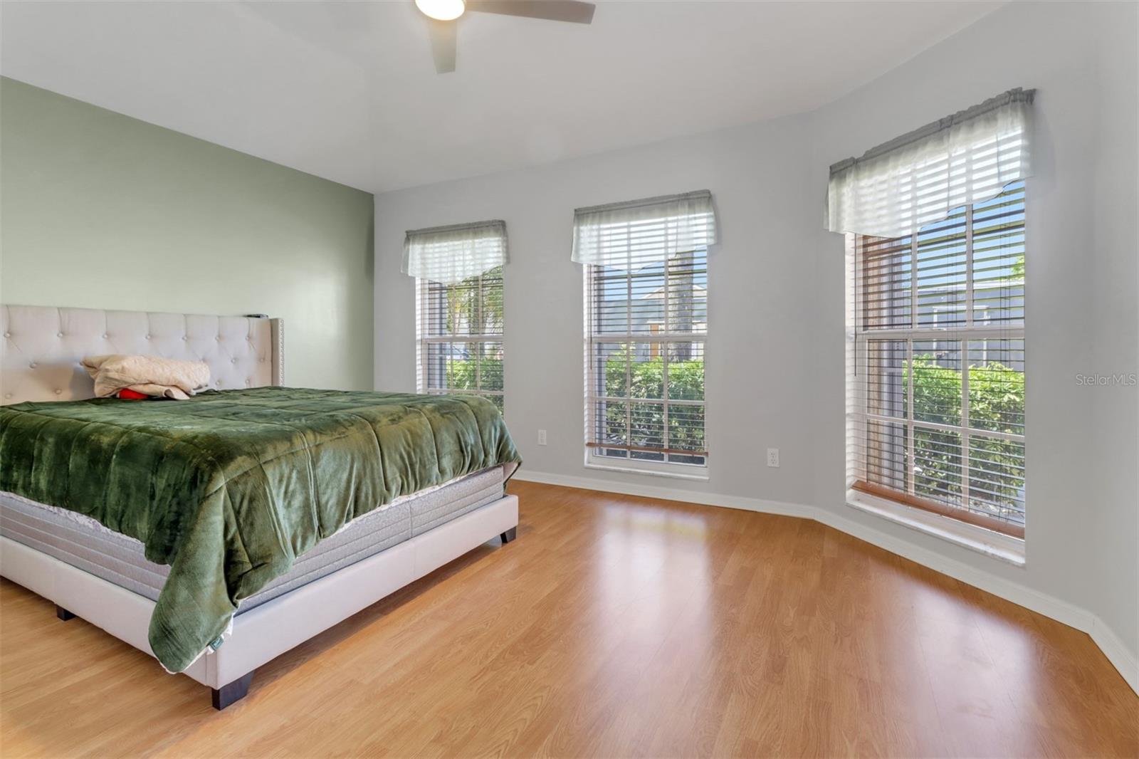 SABAL SPGS GOLF & RACQUET CLUB - Residential