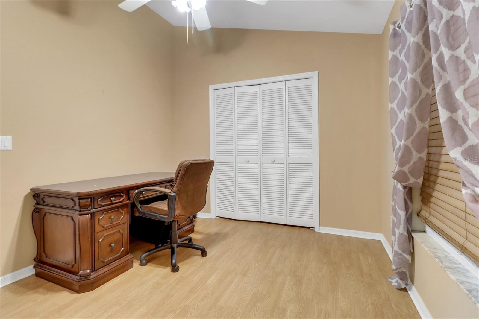 SABAL SPGS GOLF & RACQUET CLUB - Residential