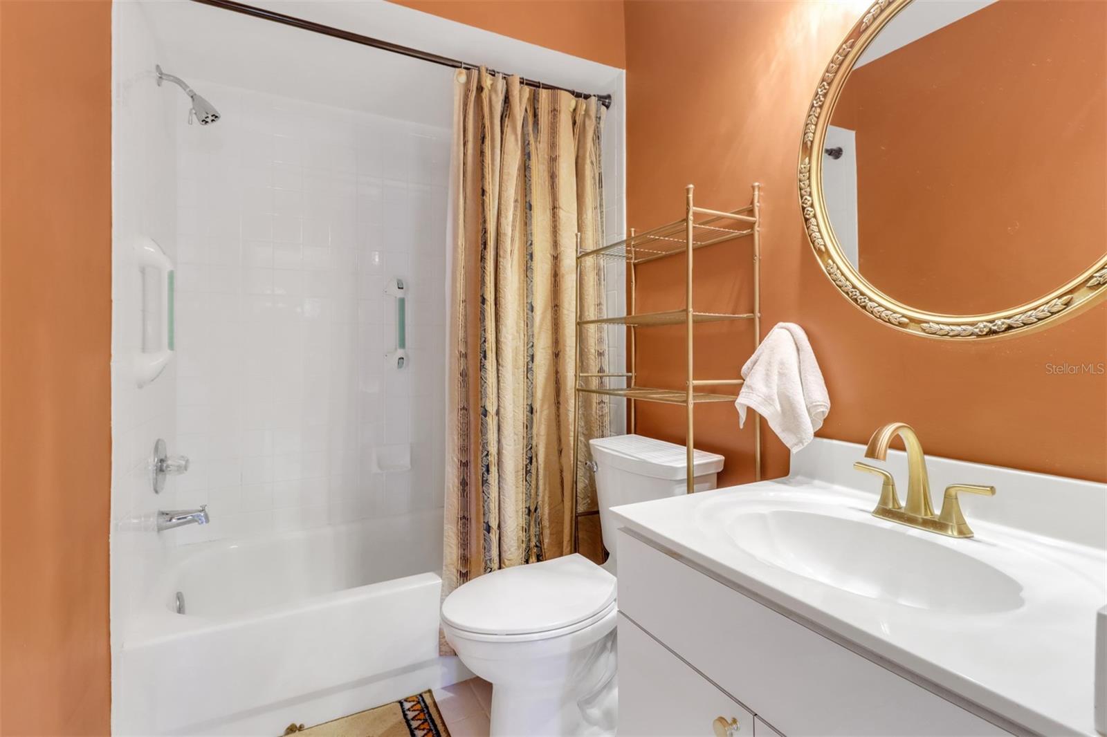 SABAL SPGS GOLF & RACQUET CLUB - Residential