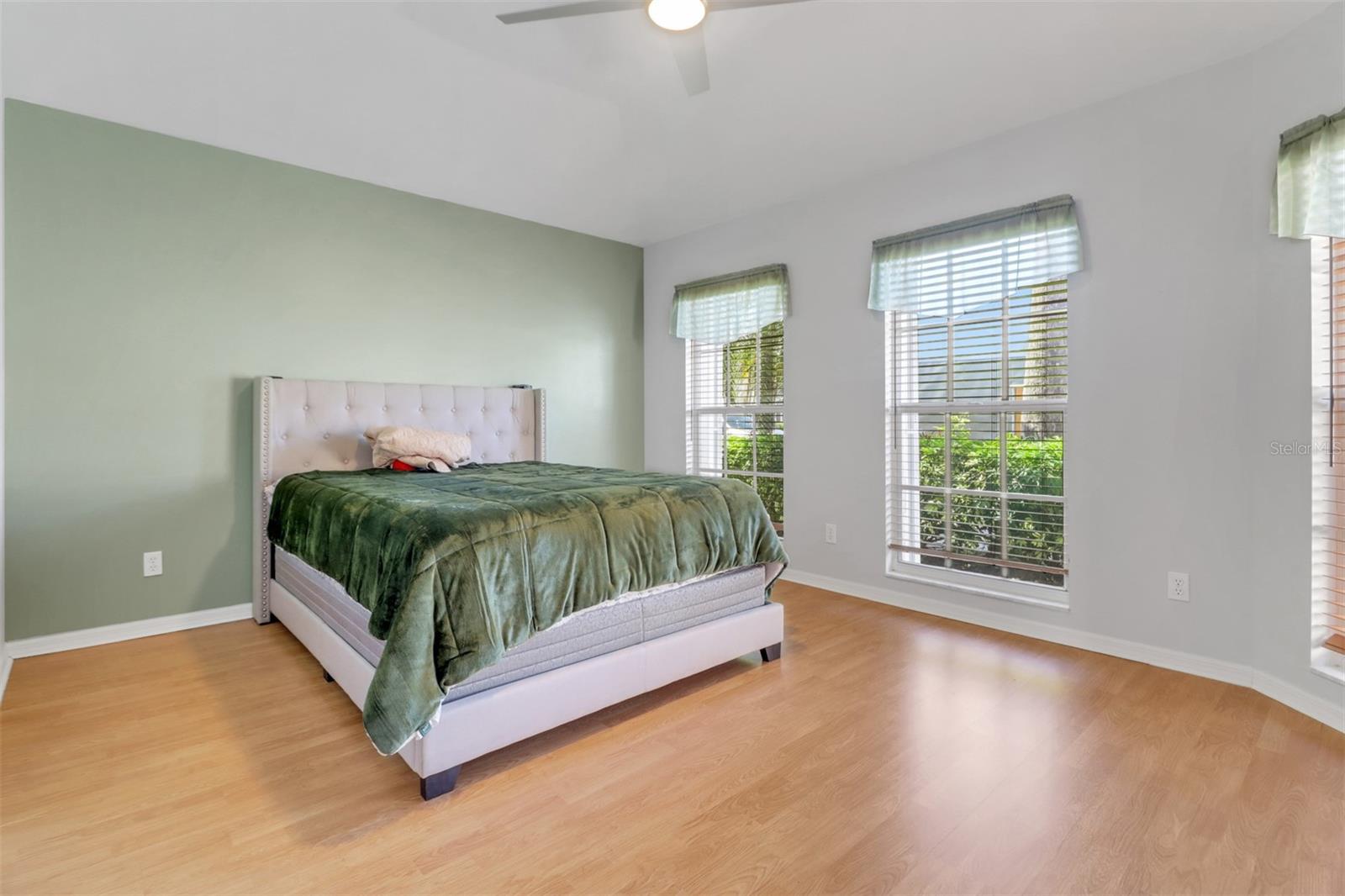 SABAL SPGS GOLF & RACQUET CLUB - Residential