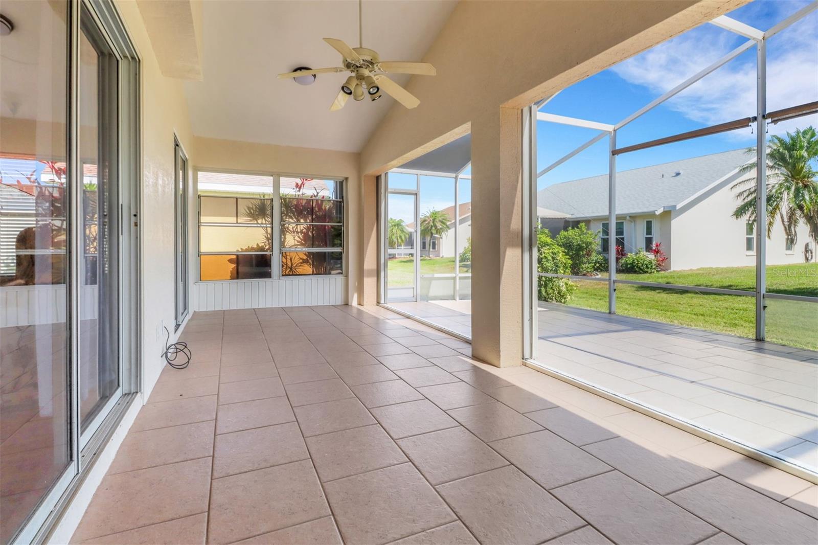 SABAL SPGS GOLF & RACQUET CLUB - Residential