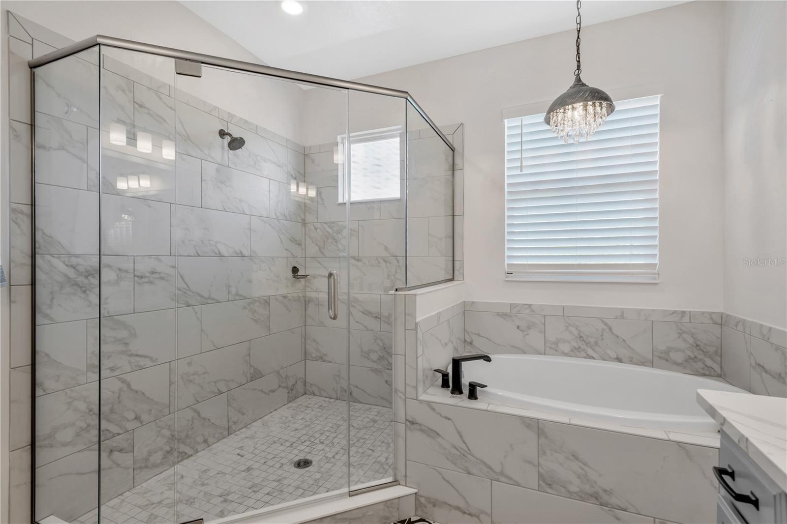 MIRABAY PRCL 8 - Residential