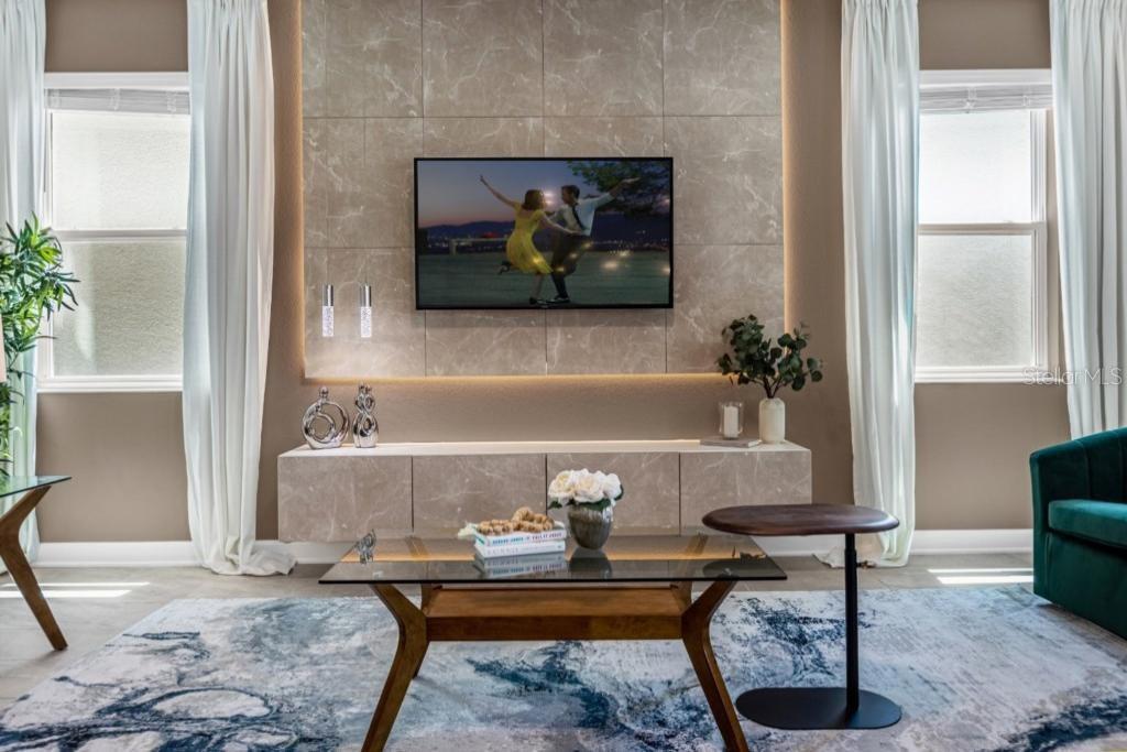 9246 SOMMERSET HILLS DRIVE