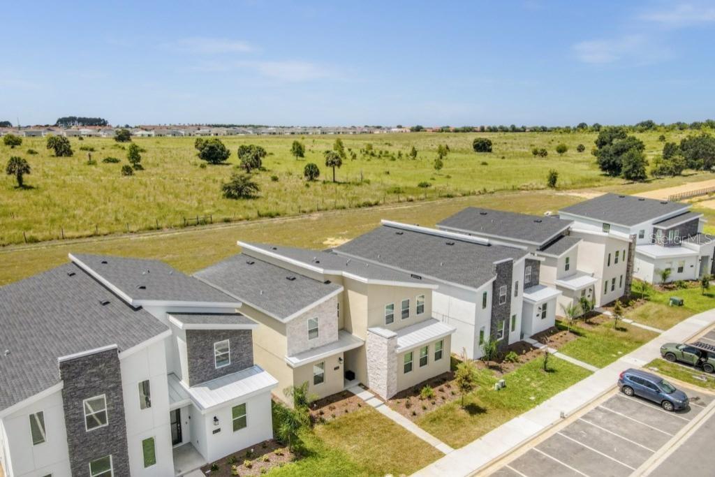 9246 SOMMERSET HILLS DRIVE