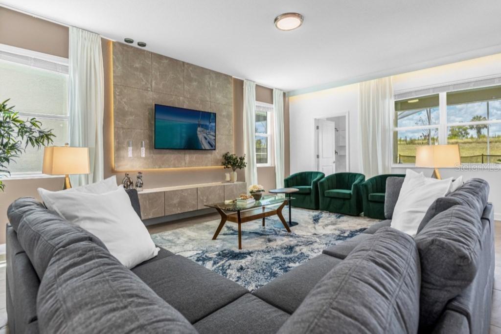 9246 SOMMERSET HILLS DRIVE