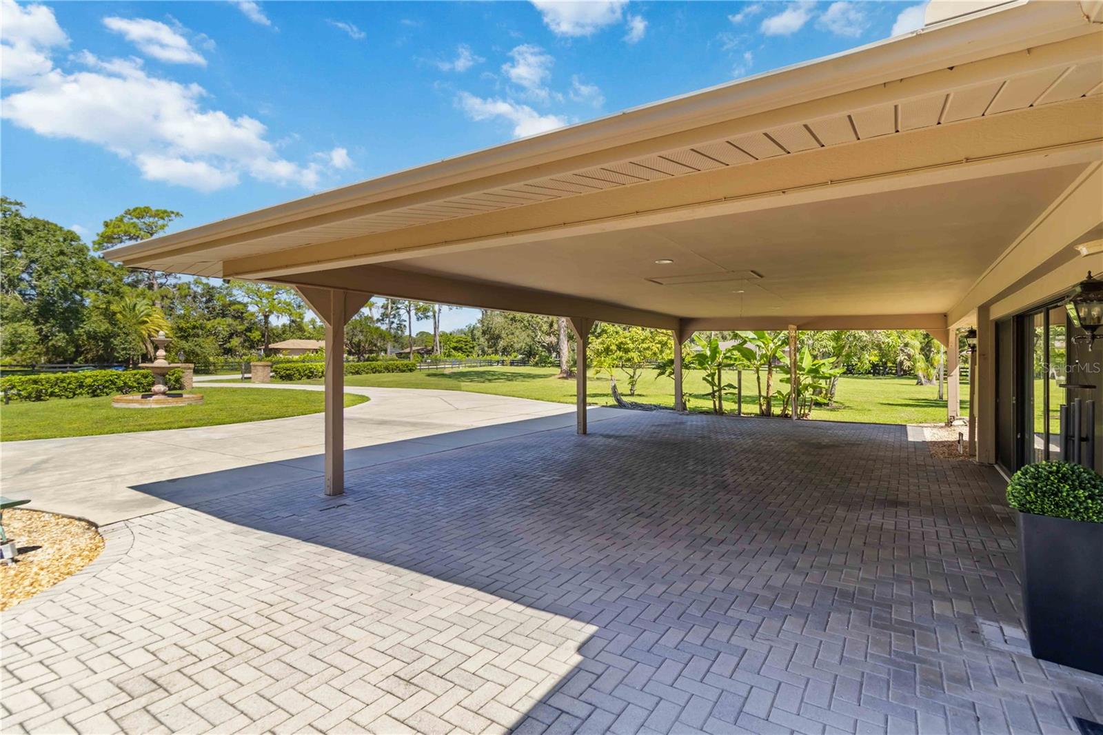 PINE RANCH - Residential