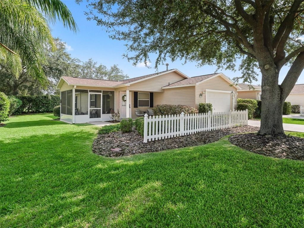 Photo of 2343 Dillon Lane, The Villages, FL 32162 (MLS # OM705689)