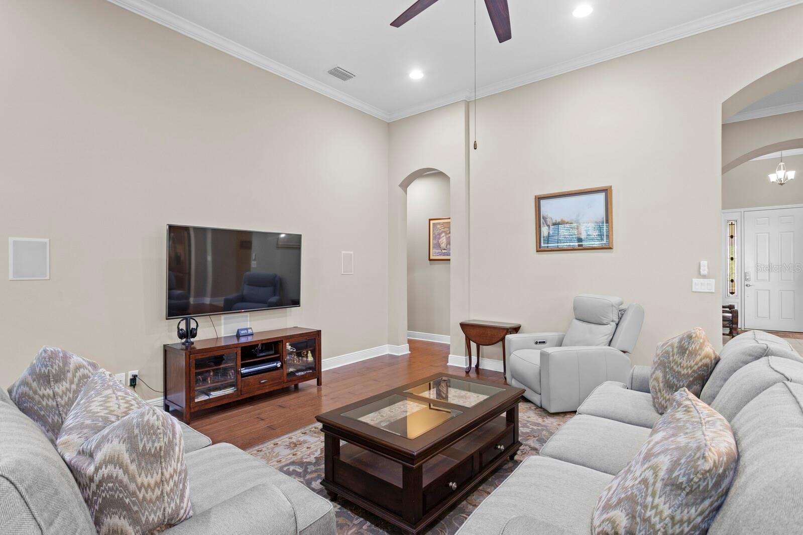 ENCLAVE/TERRA BELLA PH 2-4 - Residential