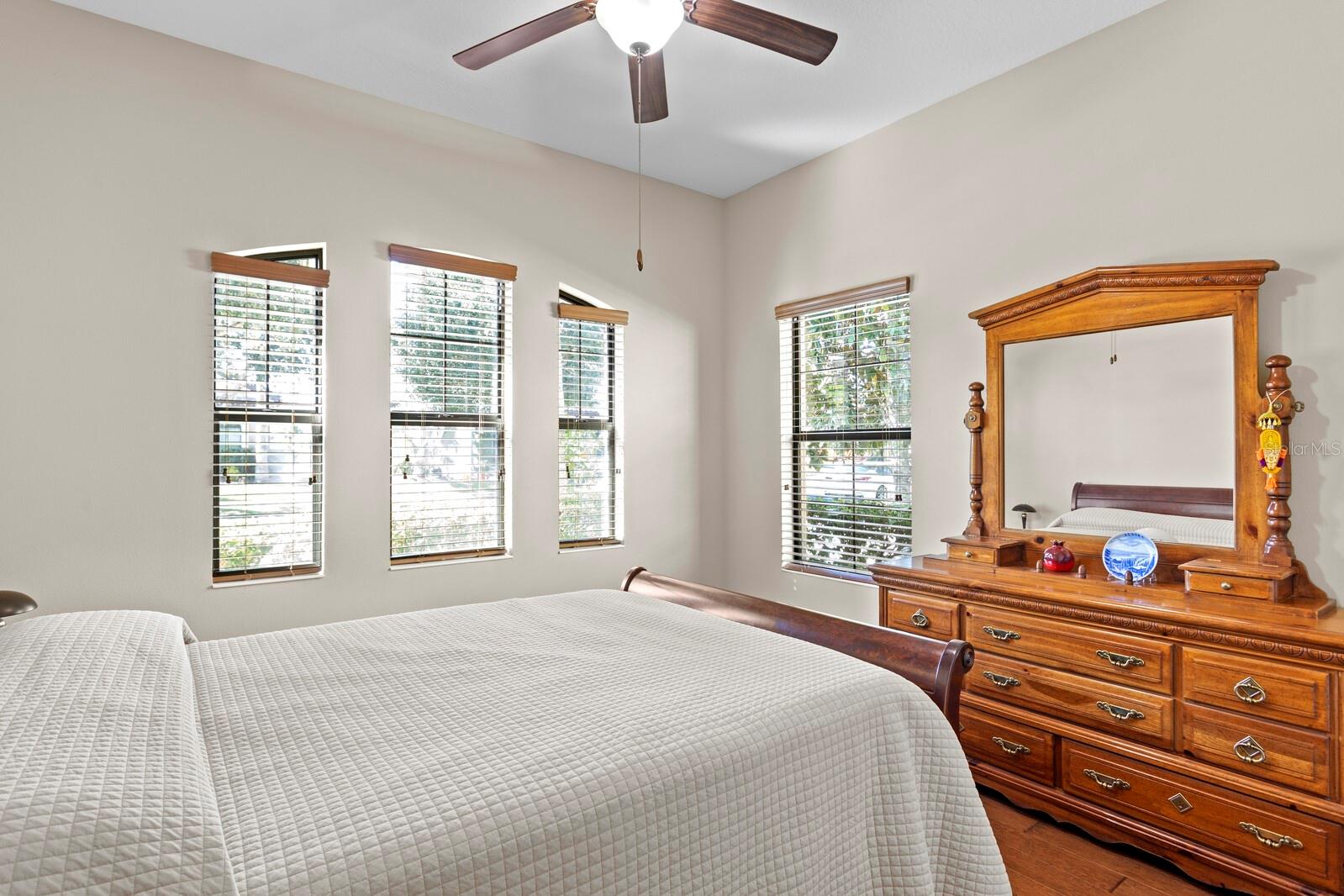 ENCLAVE/TERRA BELLA PH 2-4 - Residential