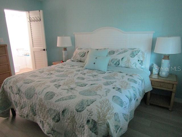 VENICE BEACH APTS SEC 1 - Residential Lease
