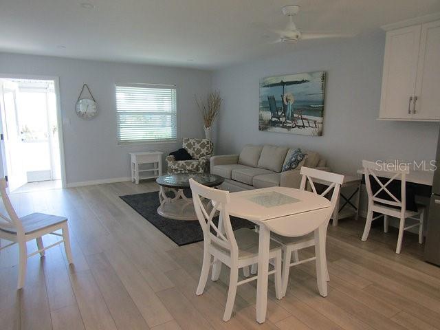 VENICE BEACH APTS SEC 1 - Residential Lease
