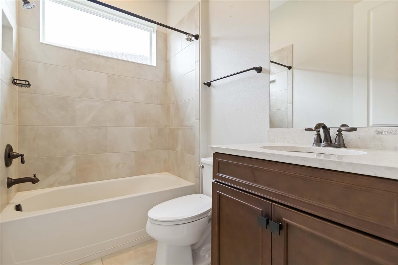 ARBOR GRANDE - Residential