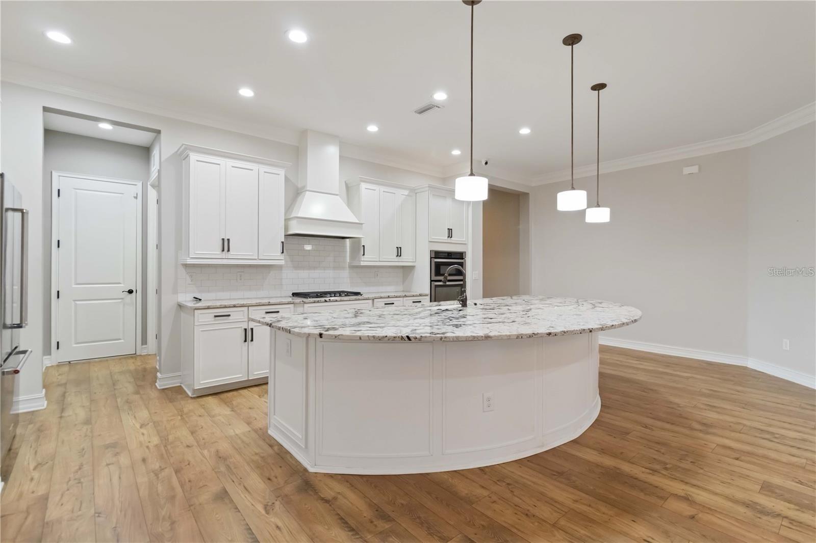 ARBOR GRANDE - Residential