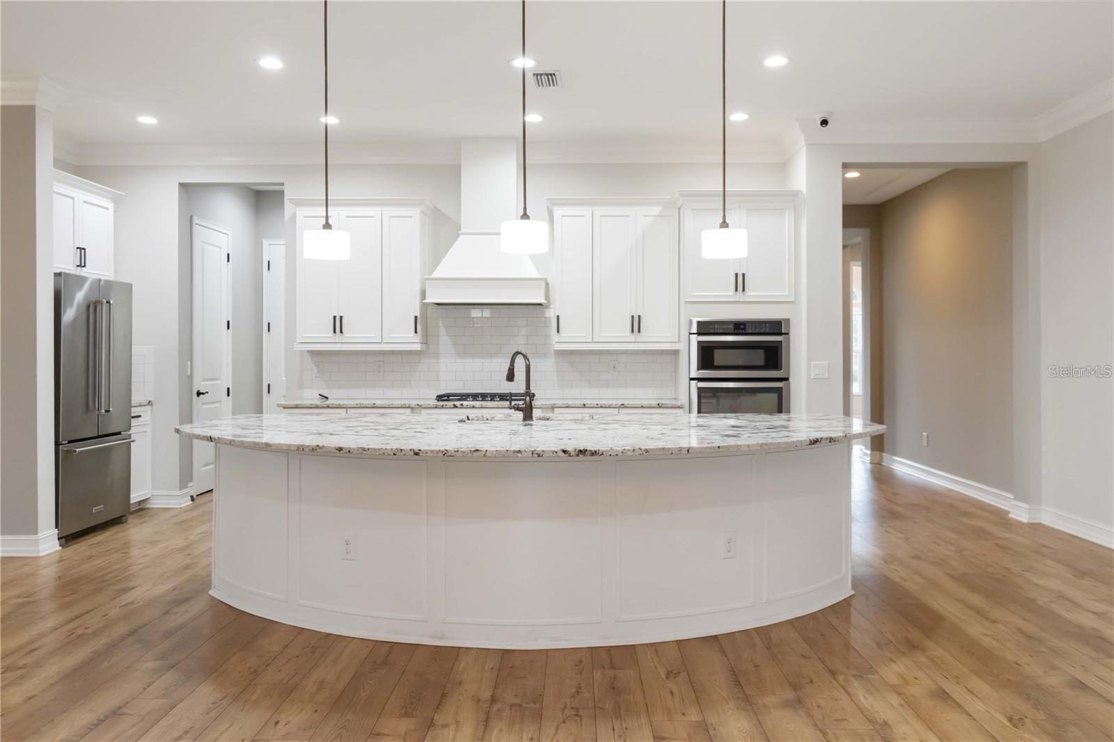 ARBOR GRANDE - Residential