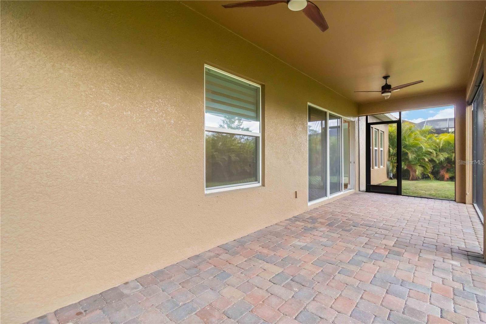 ARBOR GRANDE - Residential