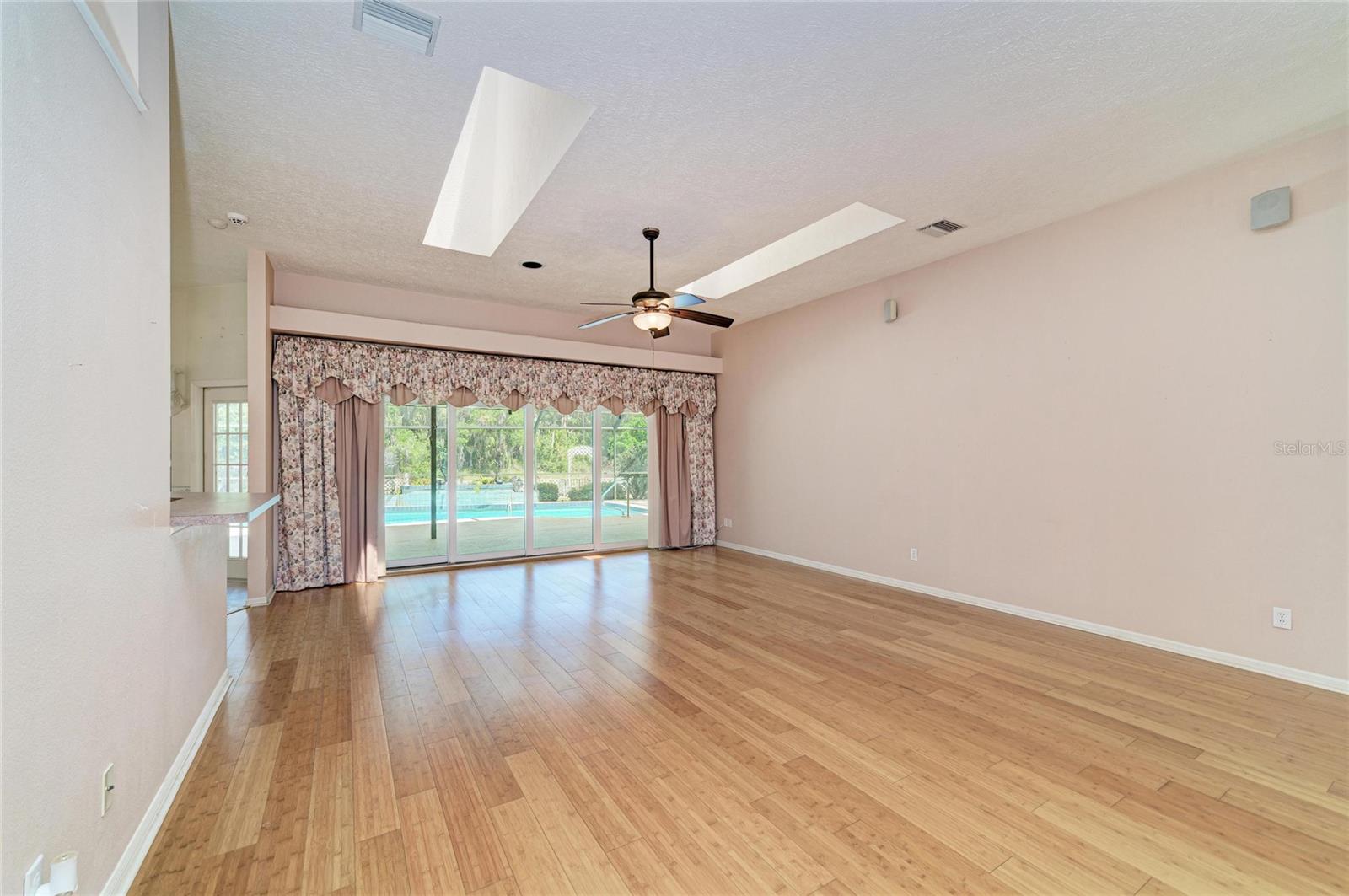 HEATHER GLEN PH I - Residential