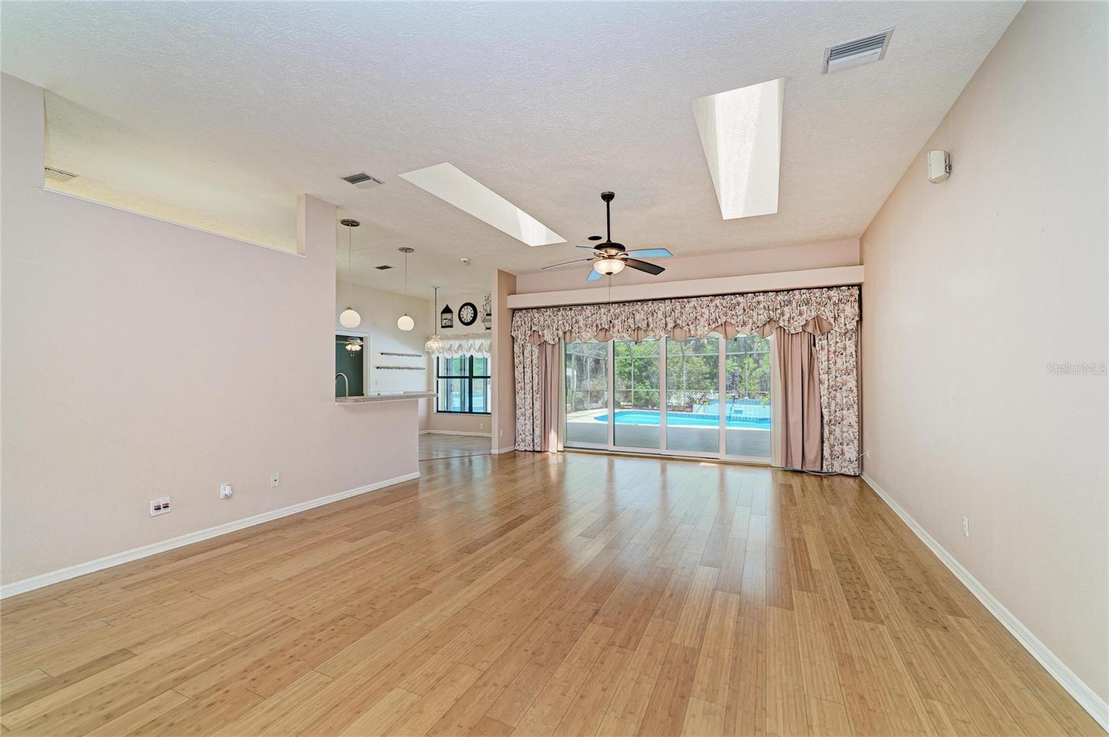 HEATHER GLEN PH I - Residential