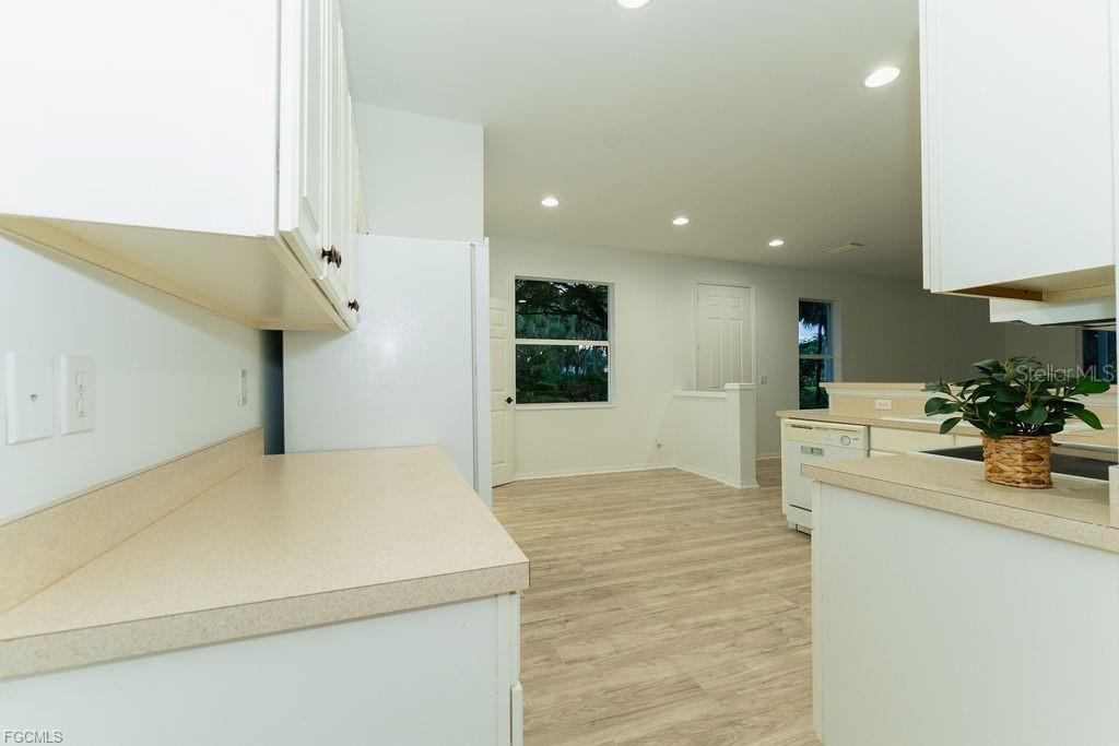 LAKEWOOD VILLAGE - Residential