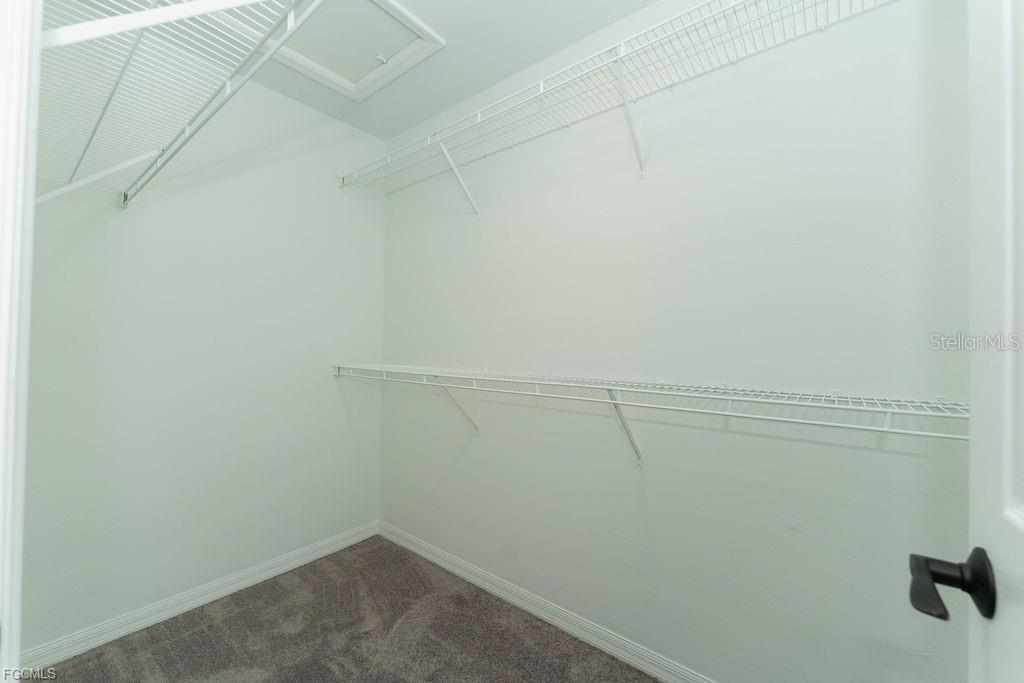 LAKEWOOD VILLAGE - Residential