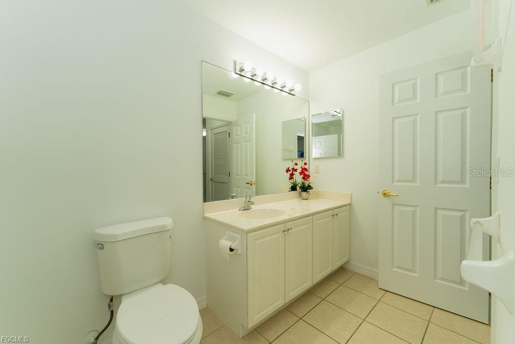 LAKEWOOD VILLAGE - Residential