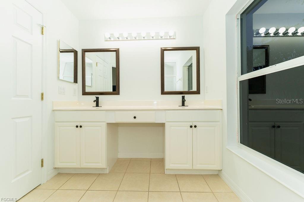 LAKEWOOD VILLAGE - Residential