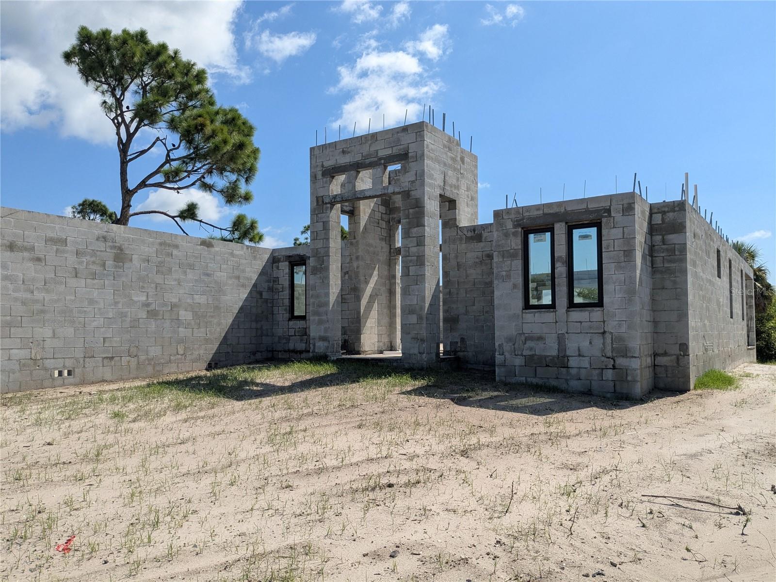 ROTONDA WEST PINE VALLEY - Residential