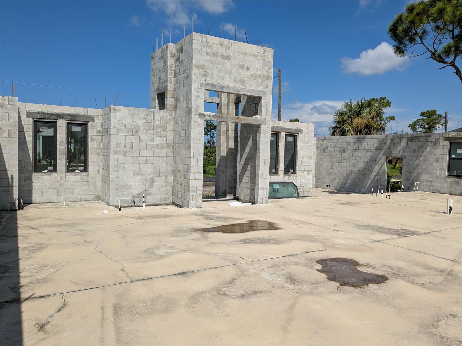 ROTONDA WEST PINE VALLEY - Residential