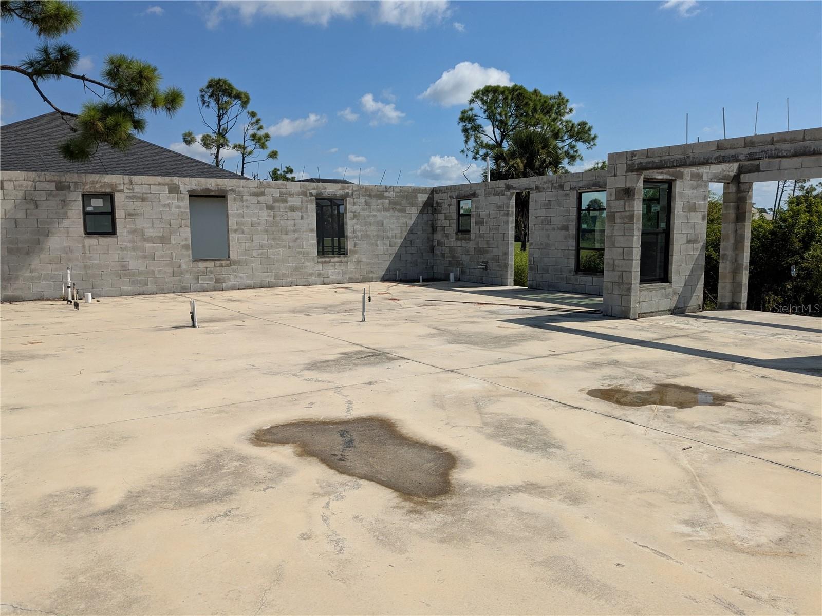 ROTONDA WEST PINE VALLEY - Residential