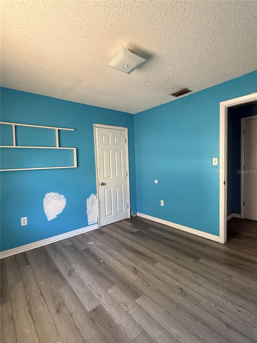 TOWN OF LAKE WALES - Residential Income