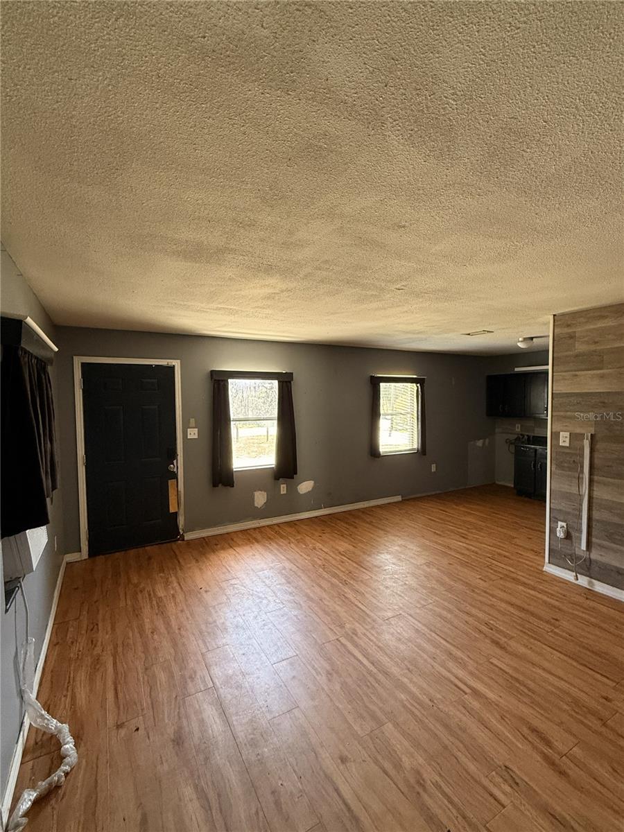 TOWN OF LAKE WALES - Residential Income