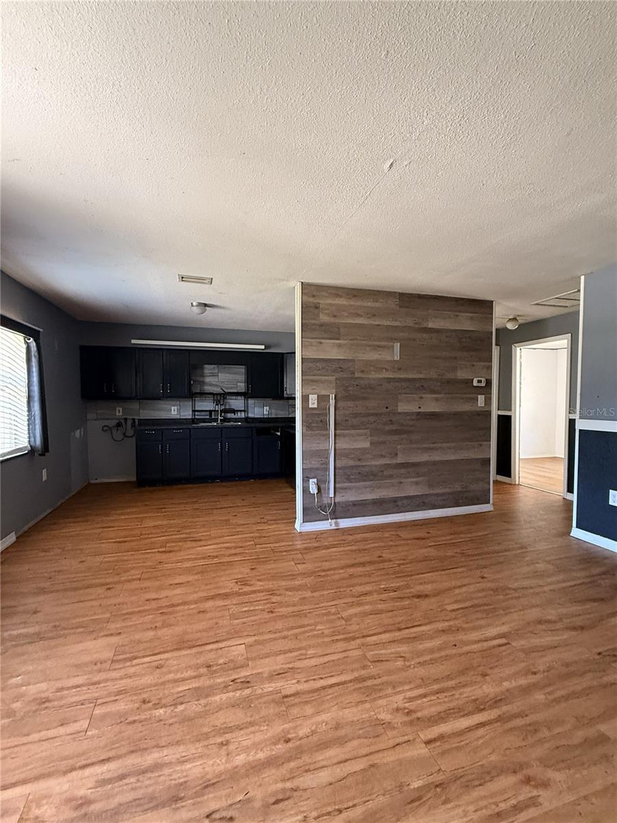 TOWN OF LAKE WALES - Residential Income