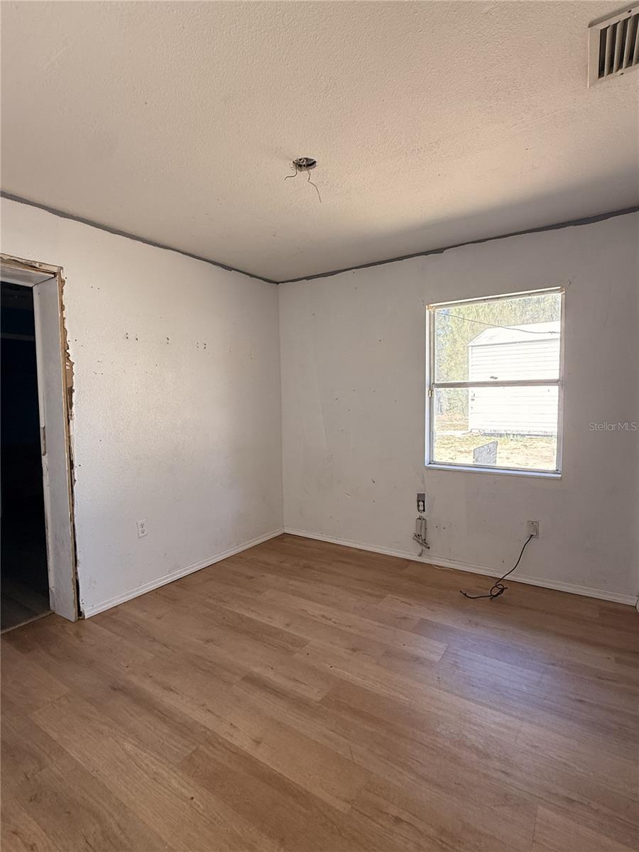 TOWN OF LAKE WALES - Residential Income