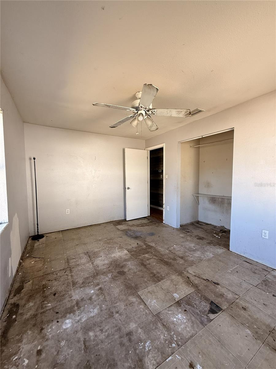 TOWN OF LAKE WALES - Residential Income